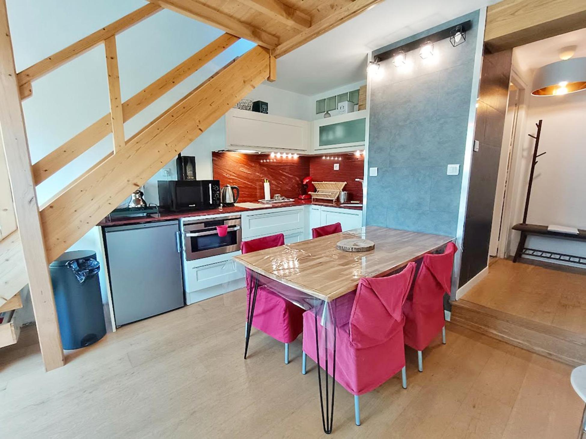 Апартаменты Le Nid De Juliette, T3 Duplex, Parking, Cave Bagneres-de-Luchon Экстерьер фото